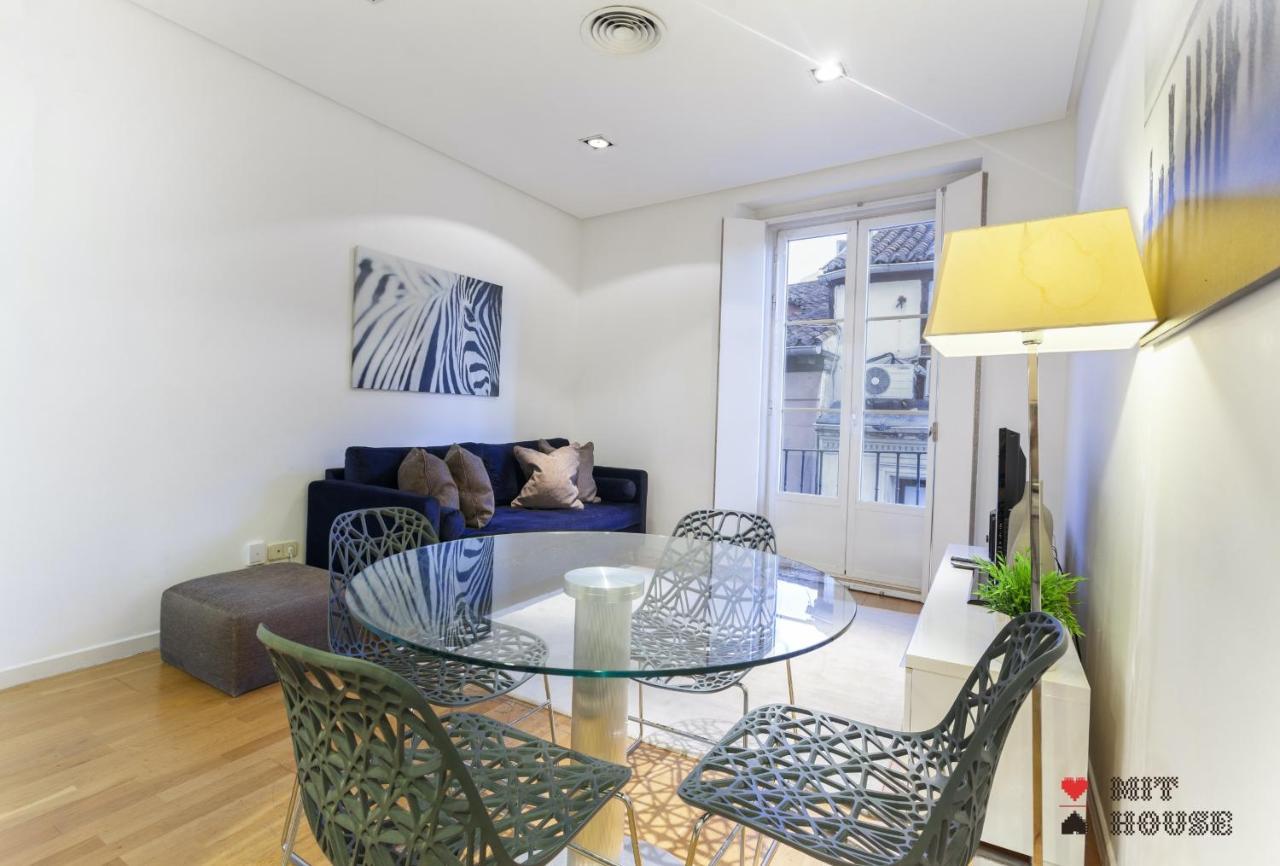 Mit House Puerta Del Sol III En Madrid Apartment Luaran gambar