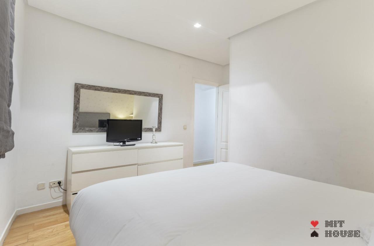 Mit House Puerta Del Sol III En Madrid Apartment Luaran gambar