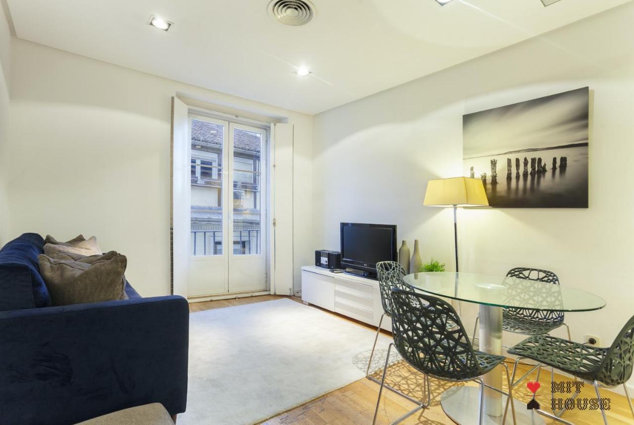 Mit House Puerta Del Sol III En Madrid Apartment Luaran gambar