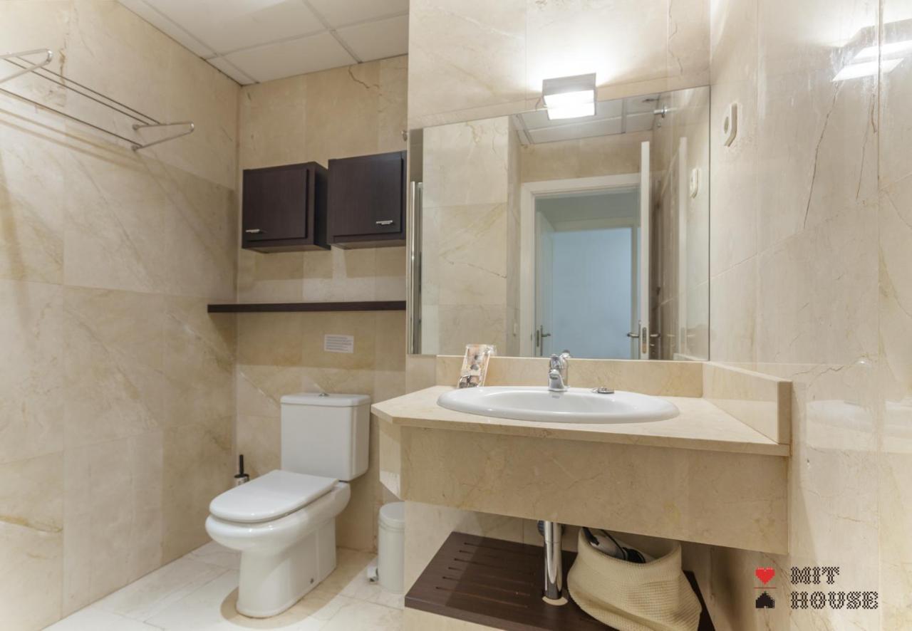 Mit House Puerta Del Sol III En Madrid Apartment Luaran gambar